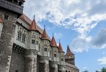 Fototapeta na wymiar Old medival castle (Corvin's Castle in Hunedoara, Romania)