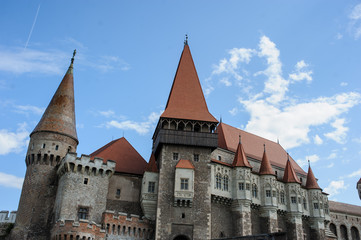 Fototapeta premium Old medival castle (Corvin's Castle in Hunedoara, Romania)