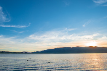 テ・アナウ湖