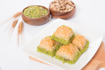 classic turkish baklava with green pistachio