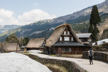 Fototapeta na wymiar Gassho zukuri houses in Gokayama Japan