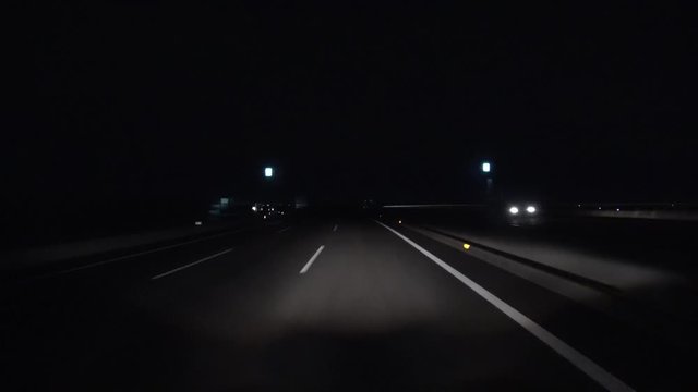 移動映像　夜間の伊勢湾岸自動車道/愛知県-日本