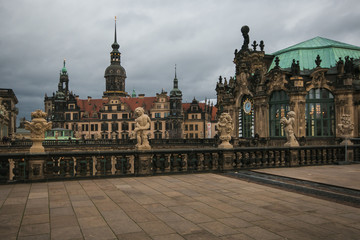 Fototapeta premium Lo Zwinger di Dresda è un capolavoro di architettura barocca, Germania