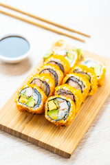 California maki rolls sushi