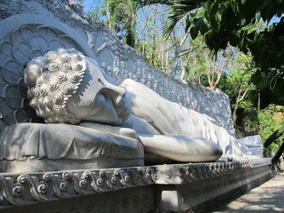 statue, sculpture, stone, lion, religion, art, ancient, monument, culture, old, tree, asia, garden, architecture, temple, travel, park, water, angel, god, fountain, animal, white