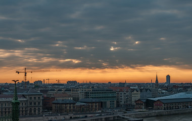 Fototapeta na wymiar Budapest at sunrise