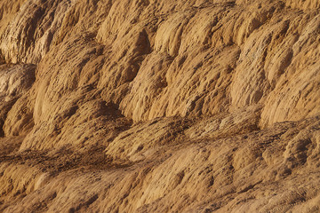 Salt texture in salt ponds