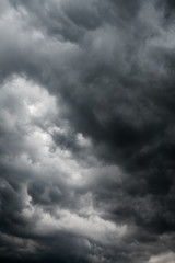 Obraz premium storm cloud background during raining