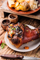 Roasted pork knuckle with spices