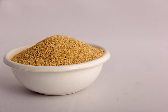 dry rajgira in bowl