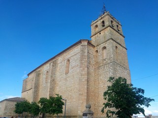 Fototapeta na wymiar Iglesia de Horcajo de Santiago