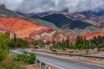Fototapeta na wymiar road in mountains, Jujuy, Argentina