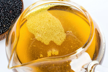 Rapeseed oil and rapeseed/plant edible oil