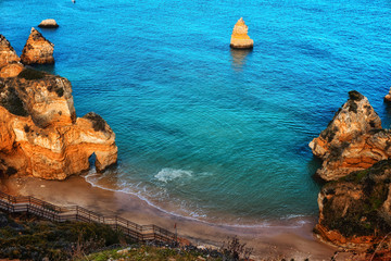schöne Küste in Portugal Algarven Lagos Urlaub Sommerziel 2019