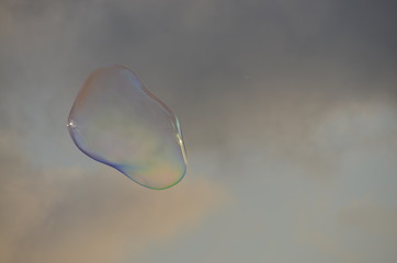 Soap bubble in flight
