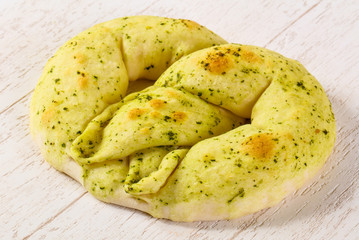 Pretzel with pesto