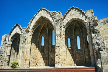 Fototapeta na wymiar Ruins of a medieval church in the city of Rhodes.