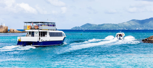 Seychelles, ferries inter-?les entre la Digue et Praslin