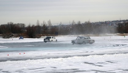 Winter drift, race on ice