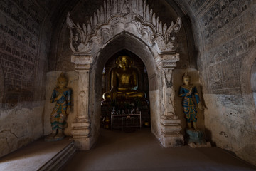 The entrance to the Le-myet-hna Hpaya temple, Bagan. Myanmar