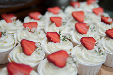 NUTELLA CUPCAKES WITH STRAWBERRY WHIPPED CREAM
