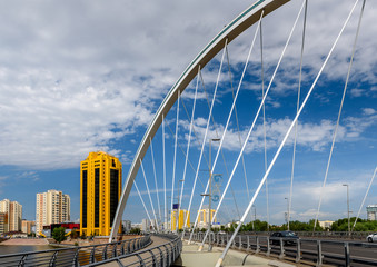 Obraz premium Bridge over the Ishim River in Astana