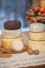 cheese, sliced, crumbly, cow cheese, sheep cheese