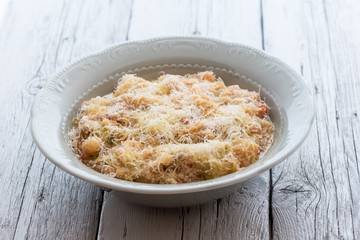 Vegetable soup with cheese