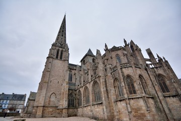 Fototapeta na wymiar La cathédrale Saint Tugdual de Tréguier en Bretagne