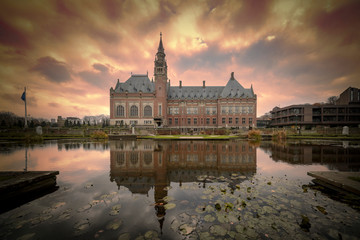 Obraz premium THE HAGUE, 3 December 2018 - Autumnal garden view of the Peace Palace, seat of the International Court of Justice in The Hague, Netherlands