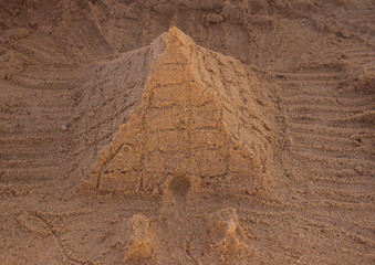 sand pyramids of giza 