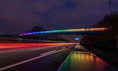 Fototapeta na wymiar Regenbogenbrücke
