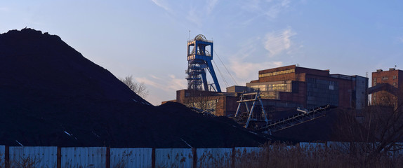 Piekary Śląskie - kopalnia węgla kamiennego - obrazy, fototapety, plakaty