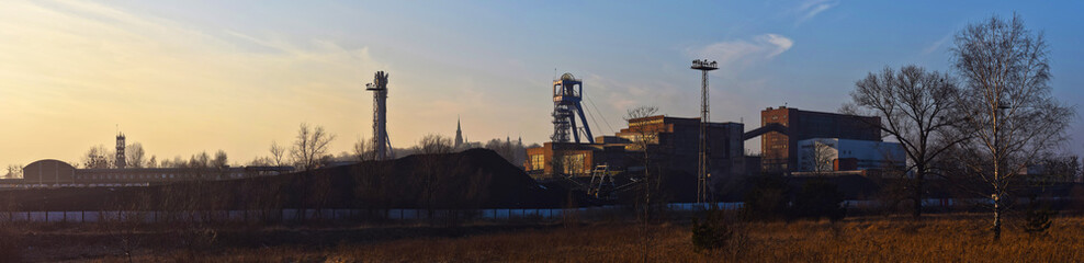 Fototapeta na wymiar Piekary Śląskie - kopalnia węgla kamiennego
