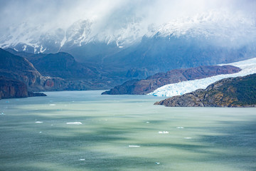 Grey's Glacier with icebergs