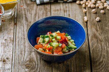 Israeli salsa salad