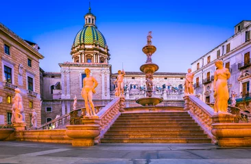 Fotobehang Palermo, Pretoria-fontein - Sicilië, Italië © ecstk22