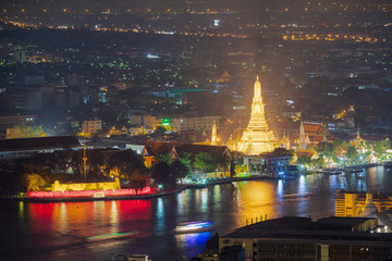 Views of Wat Arun and Chao Phraya River  at night