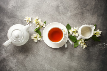 Obraz na płótnie Canvas Tea and the blossoming jasmine