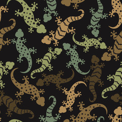Seamless abstract pattern with hand-drawn lizards. Colorful geckos background