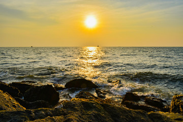Obraz premium sunset over the sea