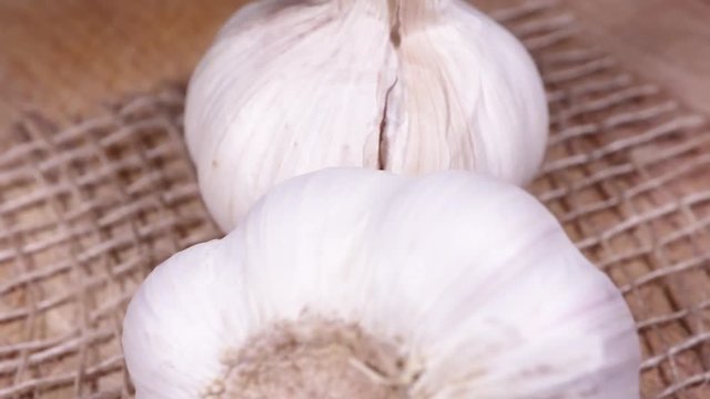garlic rotates, the concept of healthy and wholesome food