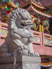 Obraz premium Chinese Temple, Buddhist shrine in Chon Buri
