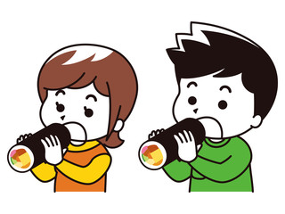 恵方巻きを食べる若い男女