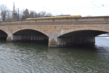 Fototapeta premium Stone bridge in winter