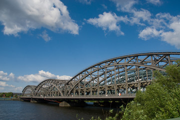 Obraz premium Bridge metal riveting in Hamburg Freihafen Brücke