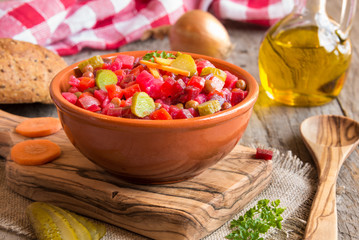 Vegetable salad with beatroot