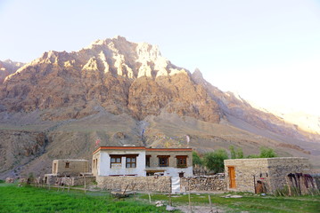 ザンスカール 山 空 雲