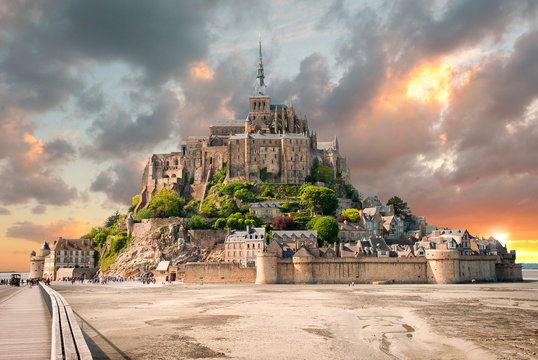 Panoramic view of famous Le Mont Saint Michel with sunset