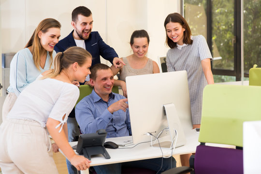 Young business team working in modern office